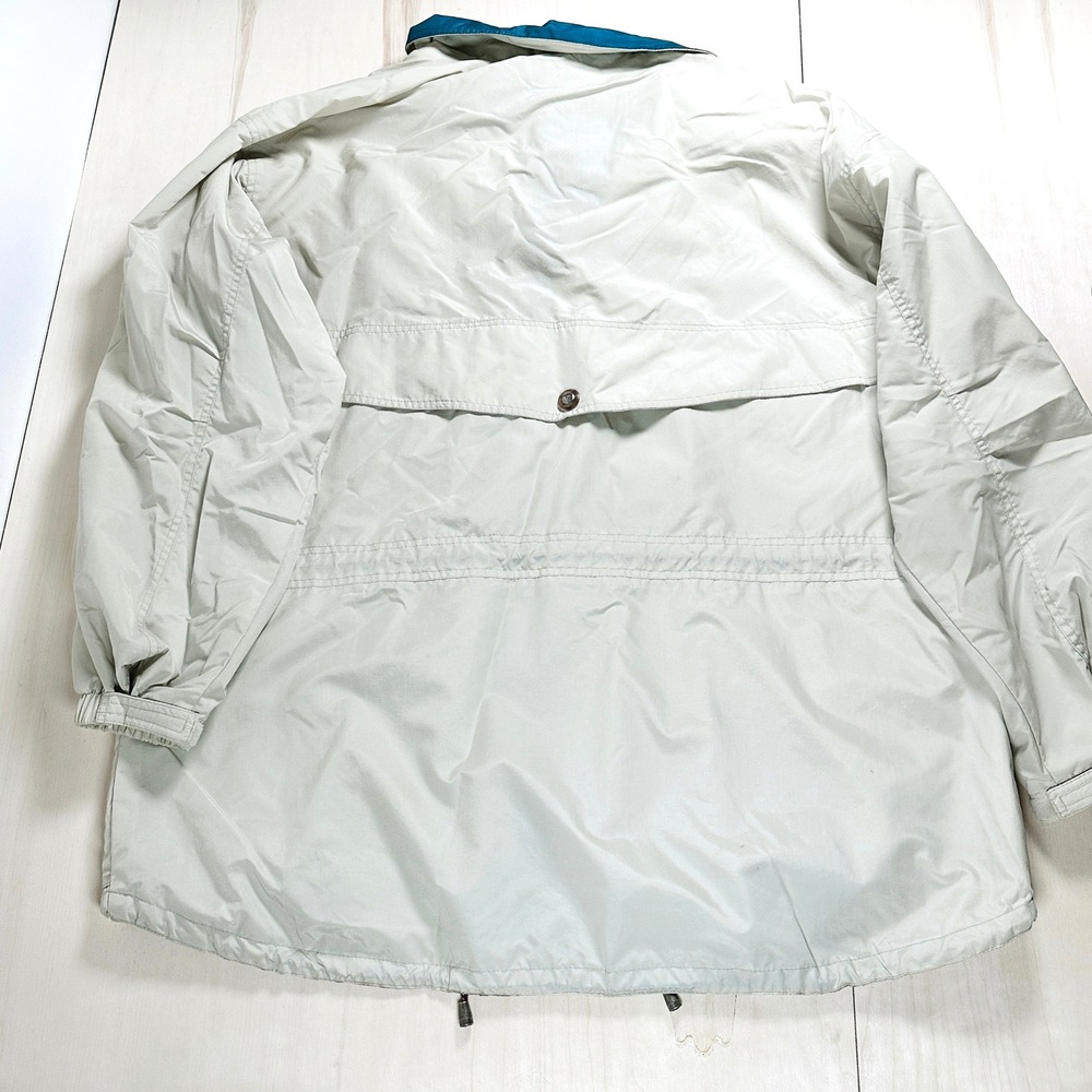 Helly Hansen Light Gray Jacket - image 3